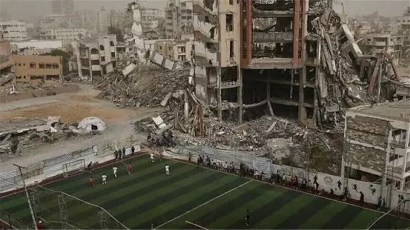 محكمة فرنسية تعيد صورة غزة إلى مهرجان دوفيل بعد إزالتها