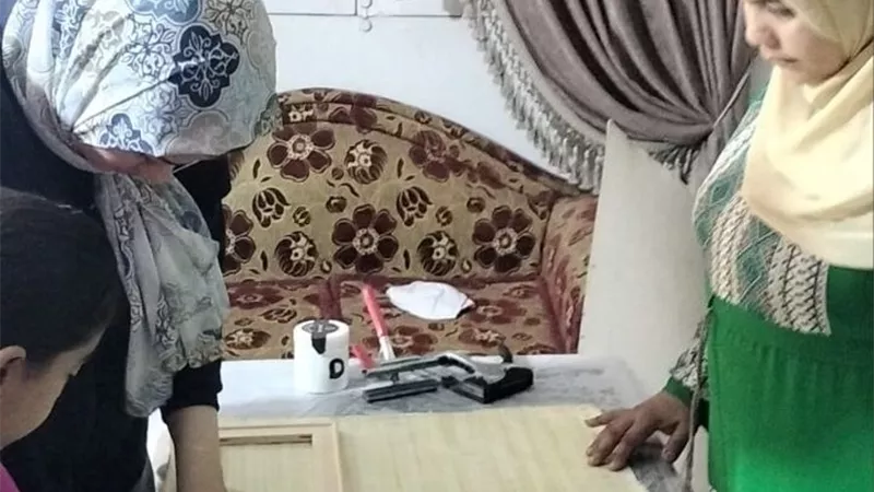 الهيئة الإقليمية لتنشيط السياحة بالشرقية تنفذ ورشة عمل لتطوير حرفة البردي
