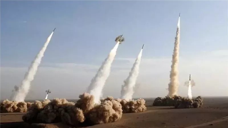 طائرات متطورة أمام دفاعات وصواريخ.. لماذا لم تعد القوة الجوية كافية بين الخليج وإيران؟