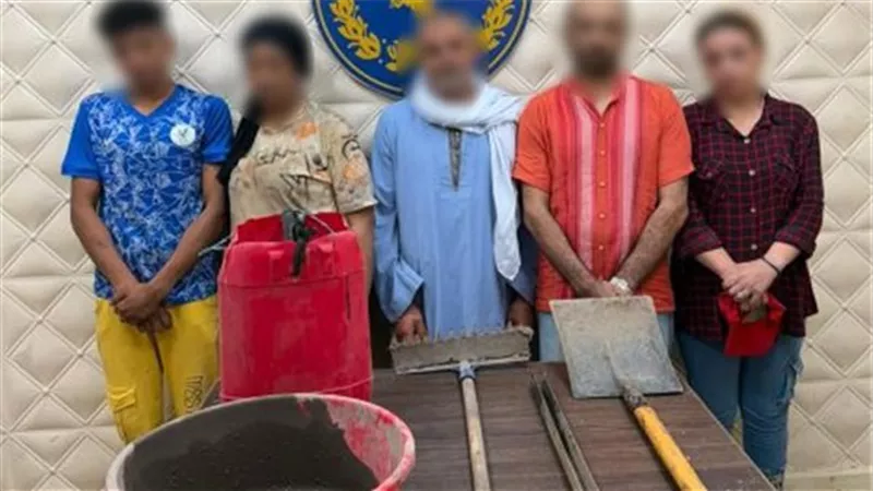 حلم الثراء تحول لكابوس.. سقوط 5 أشخاص أثناء التنقيب عن الآثار بالسيدة زينب