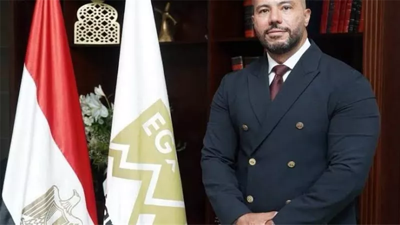 رئيس الوزراء يصدر قرارا بالتجديد لمحمد صبري نائباً لرئيس البورصة