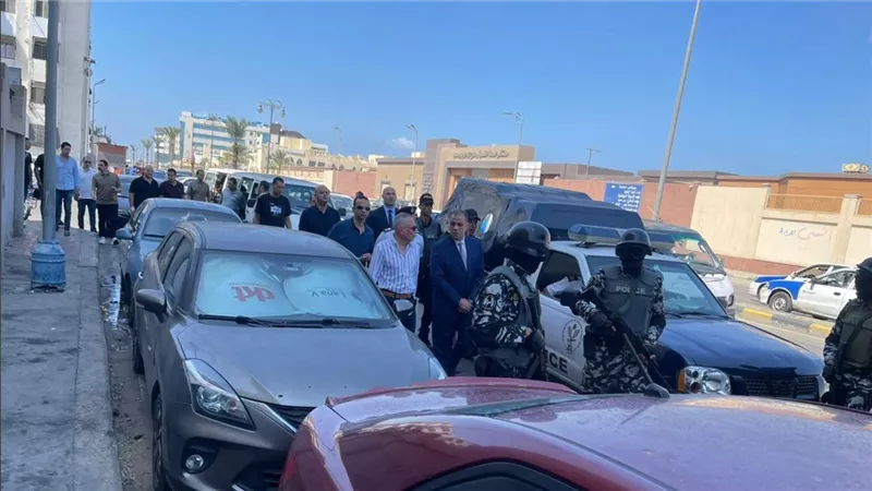 القبض على تجار مواد مخدرة وأسلحة متنوعة في حملة مكبرة لأمن بورسعيد بالضواحي