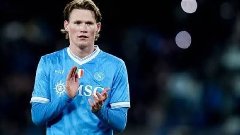 ماكتوميناي يفتح الباب للانتقال إلى ريال مدريد بطلب من مورينيو
