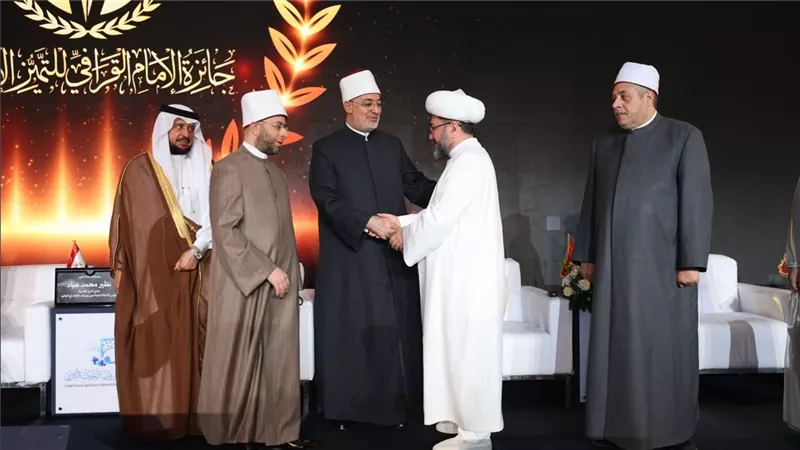 مفتي أوزبكستان: جائزة الإمام القرافي تقدير للجهود الدينية وتطوير الفتوى