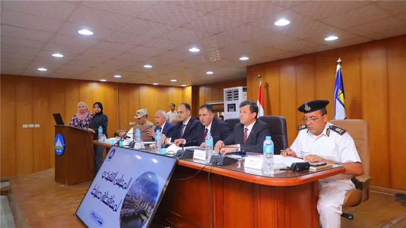 محافظ دمياط يترأس المجلس التنفيذي لبحث استعدادات العام الدراسي الجديد ومواجهة الأمطار