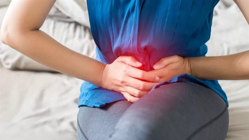 النزيف الغزير أثناء الدورة الشهرية.. أسباب متعددة بعضها يحتاج إلى فحص طبي عاجل