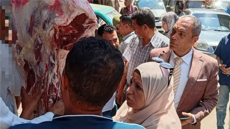 اللحمة دي فاسدة ولا مخالفة اين السبب؟ التحفظ على 100 كجم لحوم بلدية بالباجور