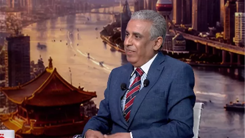 عضو «المصري للشؤون الخارجية»: زيارة شي جين بينج المنفردة تؤكد أهمية مصر للصين