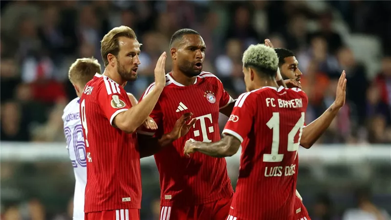 بايرن ميونخ يتأهل للدور الثاني من كأس ألمانيا برباعية كين وأوليسيه