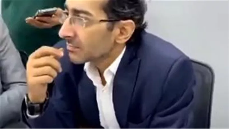  «لولا الظروف المادية ماكنتش رحت لطلبات».. صيدلي يفجر مفاجأة عن عمله كـ«دليفري»