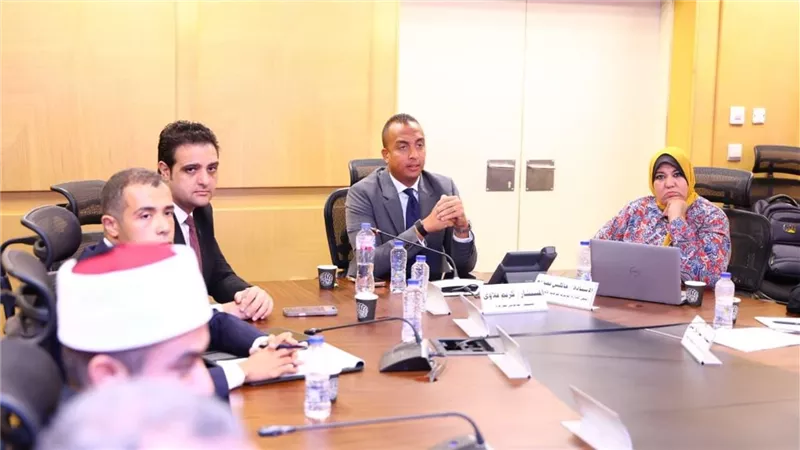 «التضامن» تدعو الأندية لمساواة الأطفال المكفولين بالأبناء البيولوجيين