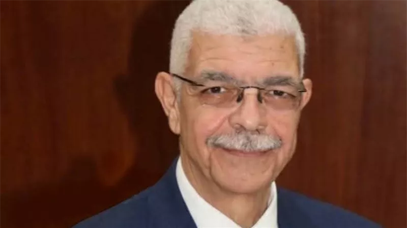 رئيس جامعة المنوفية يهنئ معوض الخولي لعضويته بمجلس أمناء بنك المعرفة المصري