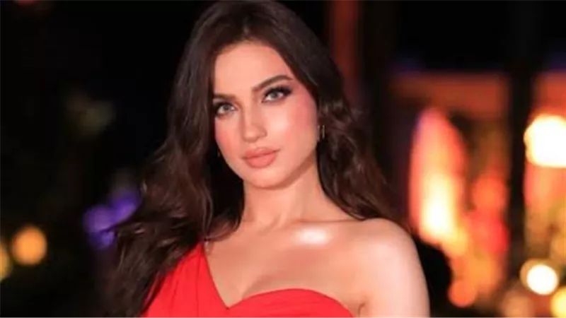 اليوم.. ياسمين عز تطلع على الجمهور من خلال «كلام الناس» بعد غياب 