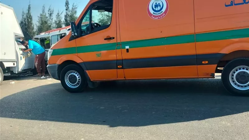 مصرع زوجين وإصابة ابنتيهما في حادث أتوبيس نويبع
