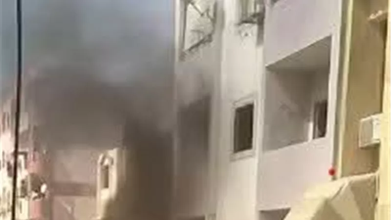 إصابة 3 أشخاص في حريق بمنطقة كفر أحمد عبده بالسويس | تفاصيل