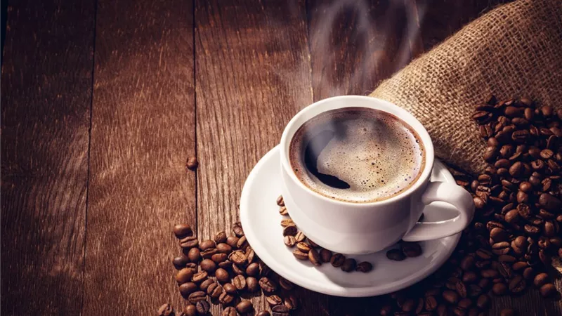 دراسة تصدم الجميع.. هذا ما يحدث لقلبك عند تناول 5 أكواب من القهوة يوميا