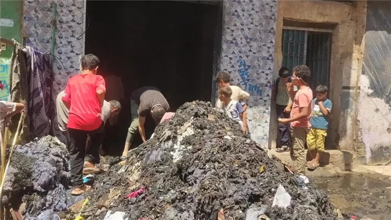 حريق هائل يقضي يلتهم محل تنجيد ويدمر مصدر رزق صاحبه بالمنوفية | تفاصيل
