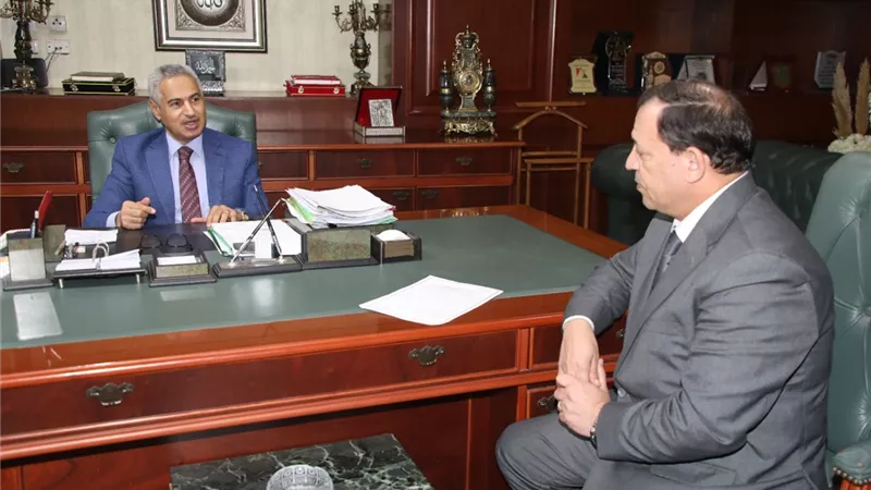 فتح باب التقديم الورقي للثانوية الفنية 