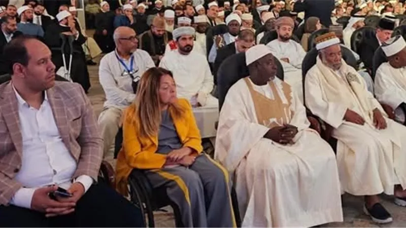 المشرف العام على 
