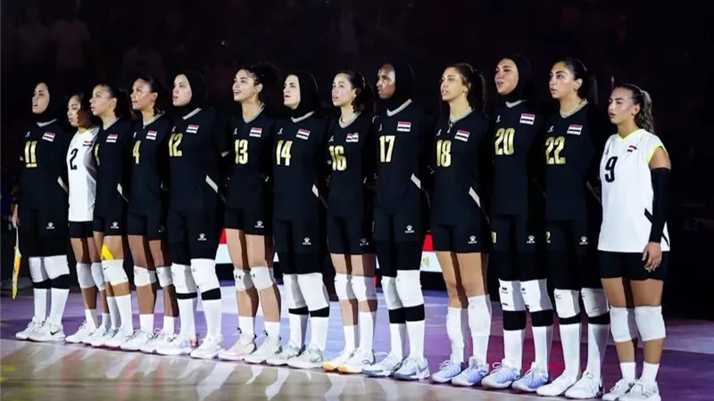 وزير الرياضة يهنئ منتخب مصر للكرة الطائرة سيدات بالحصول علي بطولة أفريقيا 
