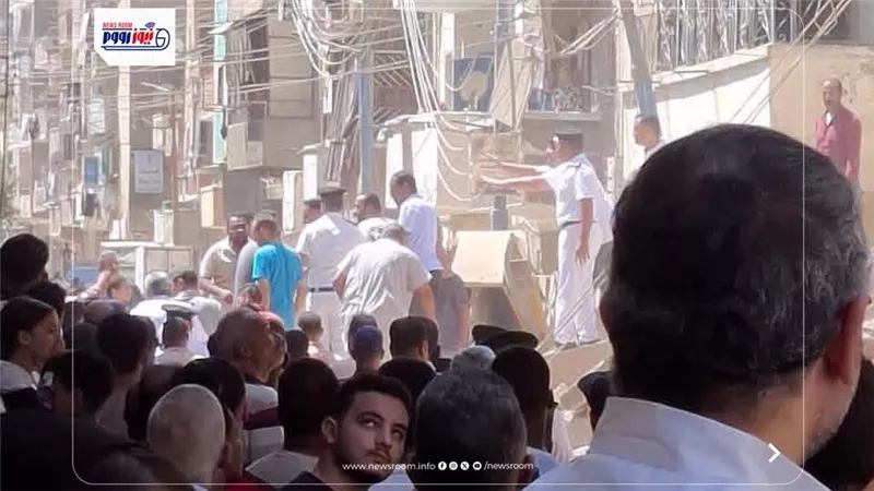 إضافة طابق خامس تكشف تفاصيل جديدة وراء انهيار عقار عزبة شاهين بالمنيا
