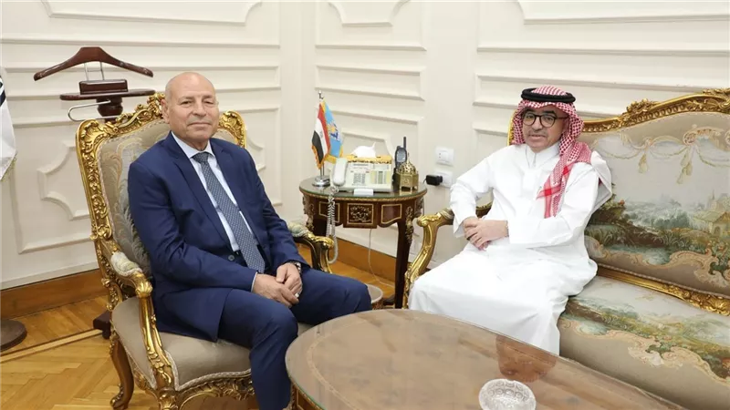 محافظ القاهرة ورئيس المنظمة العربية للسياحة يبحثان فرص تنمية القطاع السياحي