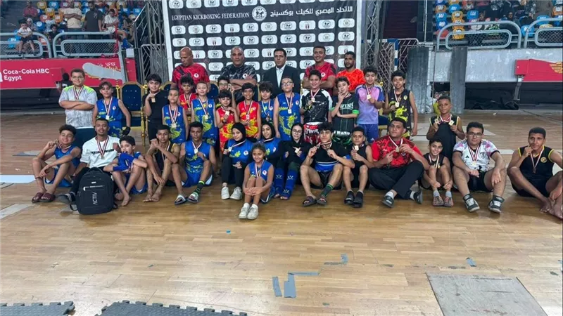 محافظ أسيوط يهنئ أبطال الكيك بوكسينج بعد حصد 37 ميدالية ببطولة الجمهورية