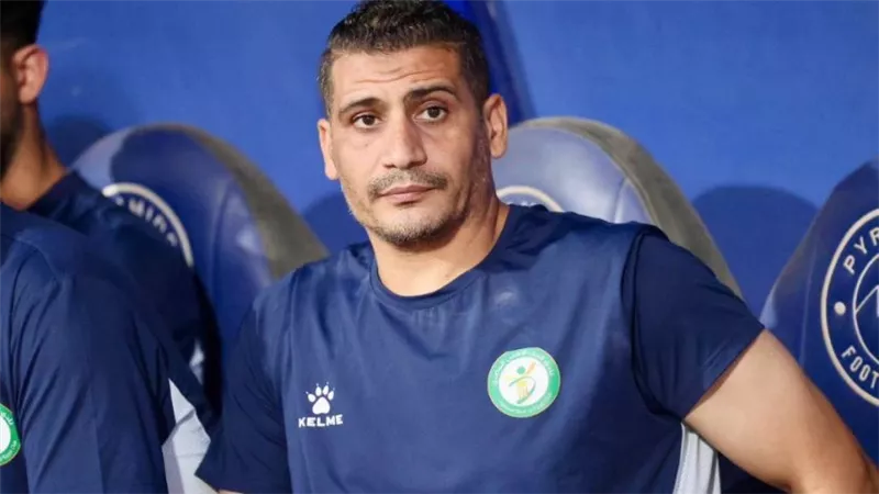 عاصم صلاح يقود البنك الأهلي فنياً أمام غزل المحلة بعد وعكة الرمادي