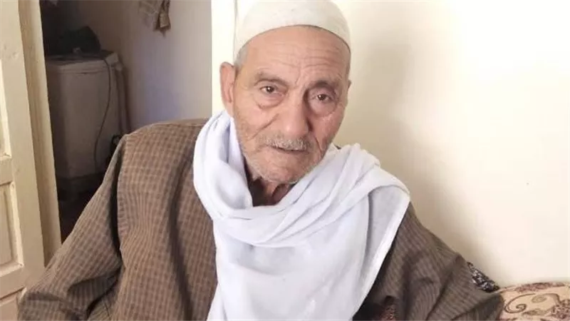 وفاة مسن حزنا على نجله الذي لقي مصرعه إثر سقوطه من أعلى سقاله بالمنوفية