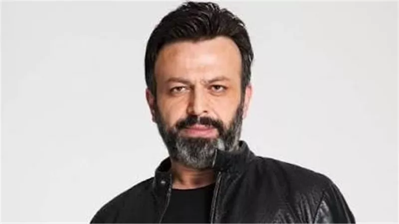 زجاجات كحول وأوراق لف سجائر في منزل سرحات كيليج.. والطب الشرعي يحسم سبب الوفاة