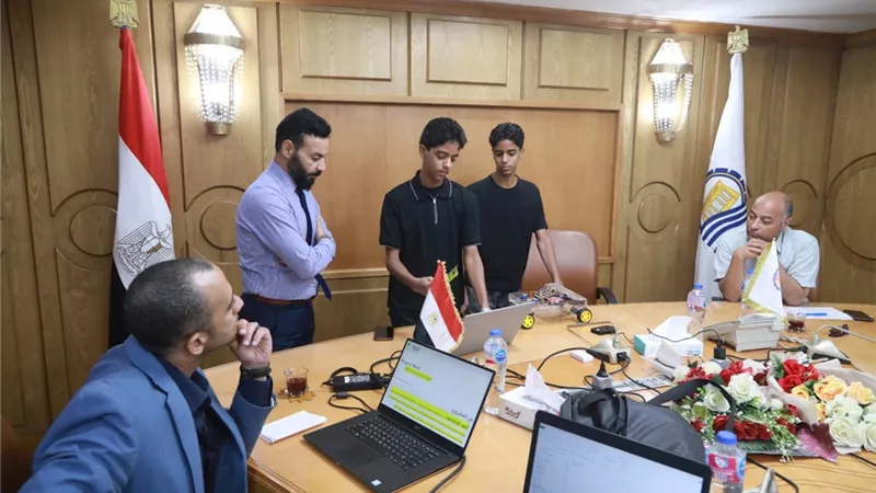 محافظ قنا يوجه بتقييم مشروعات الدورة الرابعة للمبادرة الخضراء الذكية