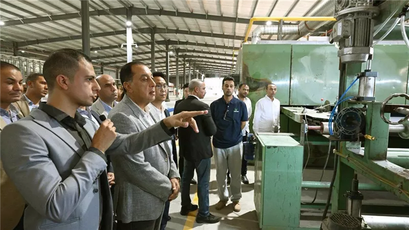 رئيس الوزراء يفتتح مصنع «فيفا ترف» لإنتاج النجيل الصناعي بالمنطقة الاقتصادية