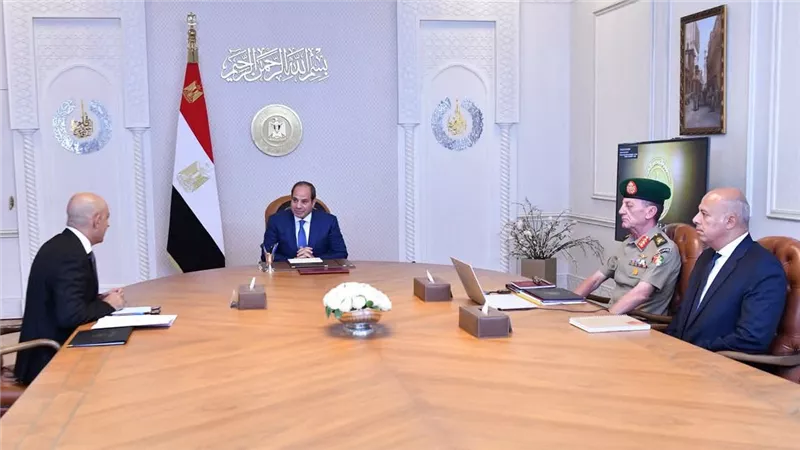 الرئيس السيسي يوجه بصرف العلاوة الشهرية لاجتياز دورات الأكاديمية العسكرية 