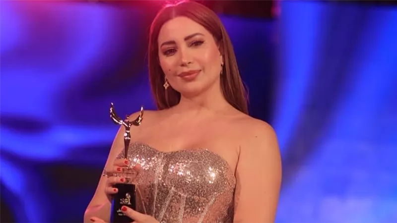 نسرين طافش تحصل على لقب أجمل فنانة عربية وسما كمال ثمثل مصر عالميا