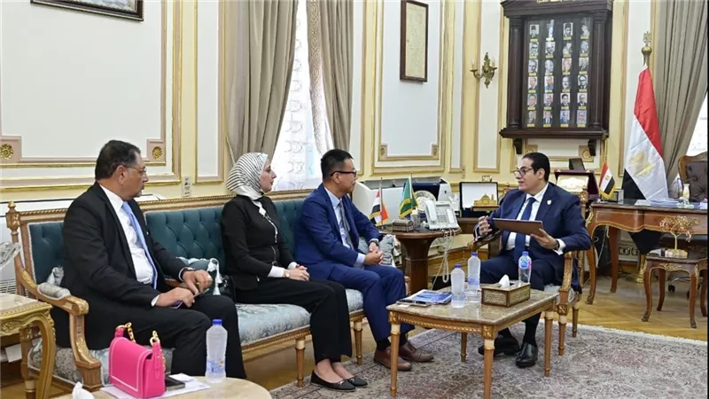 جامعة القاهرة وهواوي مصر تبحثان إنشاء مركز تكنولوجي جديد لدعم الذكاء الاصطناعي