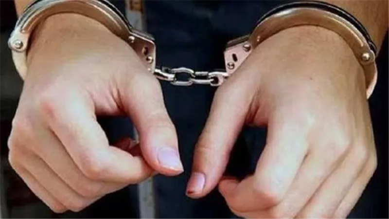ضبط 4 حراس عقارات بسبب إقامة حواجز حديدية في شوارع مصر الجديدة