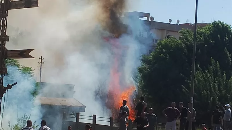 السيطرة على حريق هائل بالقرب من سكة حديد منوف بالمنوفية