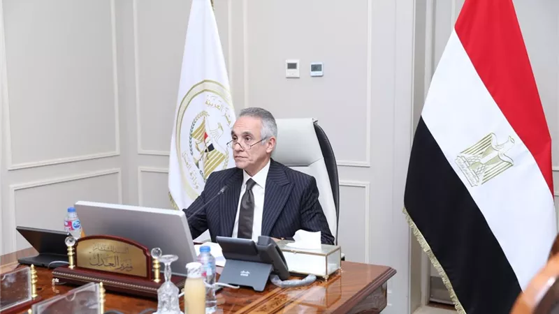 وزيرا العدل والتنمية المحلية يشهدان تشغيل 6 فروع توثيق بـ5 محافظات