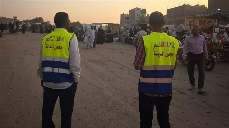 نقل سوق اليوم الواحد بالأقصر إلى موقع جديد بشارع ترعة العرب.. اعرف التفاصيل