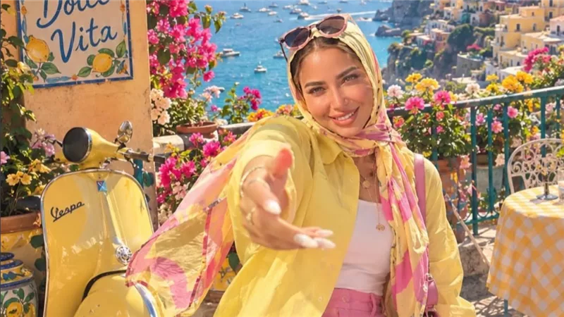 احترمي سنك وكفاية فتنة للرجال..مريم سيف تفتح النار علي مقرئ ومنشد ديني  