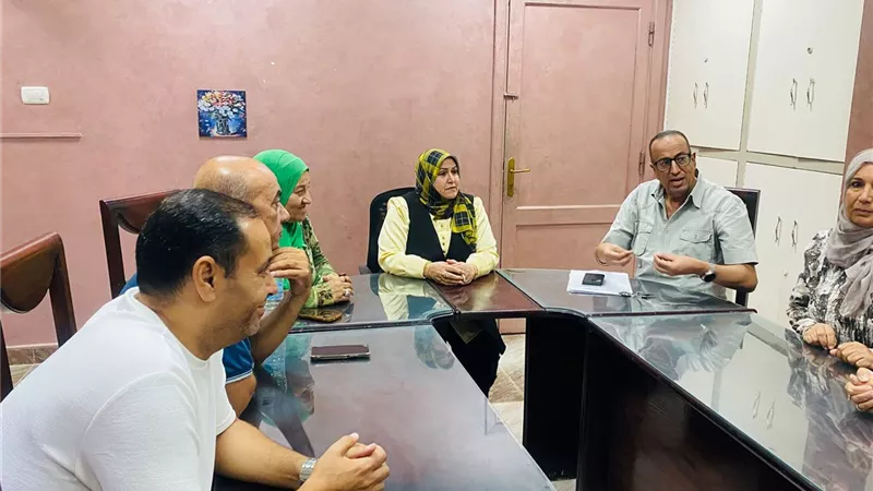 قيادات التعليم بالسويس تواصل حسم تظلمات المعلمين.. وتأكيد العدالة حق للجميع