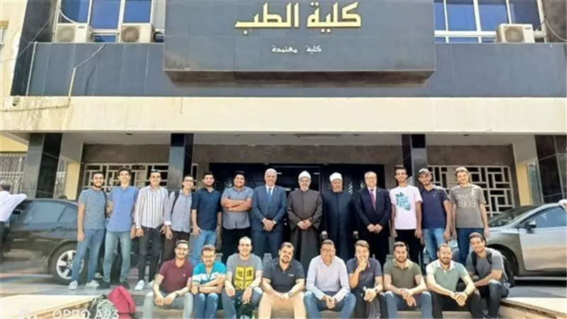 طب بنات الأزهر بدمياط تحصد المركز الثالث في مسابقة علمية دولية 