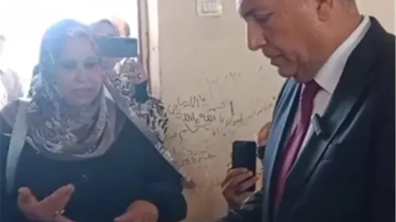 مديرة مدرسة كفر الجزار: الأوضاع أصبحت أفضل بكثير عقب زيارة المحافظ