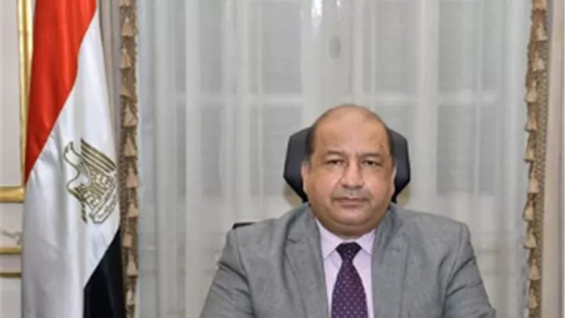 نائب رئيس جامعة القاهرة: الشهادة وحدها لا تكفي.. والمهارات مفتاح المنافسة