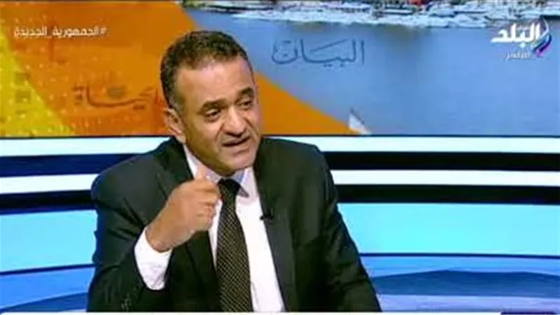 مستشار رئيس الوزراء الأسبق: «مصر دولة كبيرة ومهمة.. ولازم ننقتنع بكده»