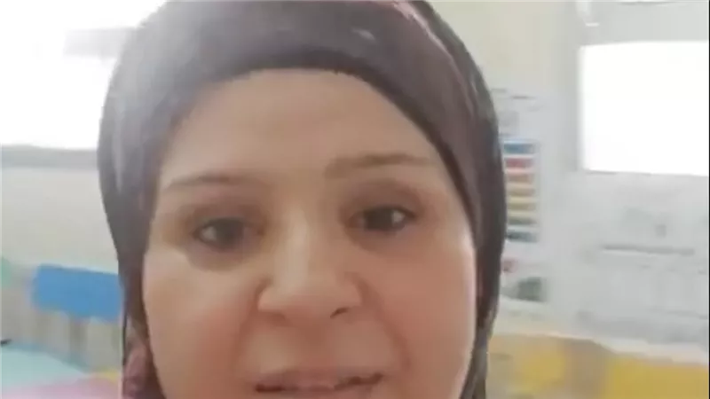 12 ألف جنيه بالجهود الذاتية.. مديرة مدرسة ناصر الابتدائية تجهز 4 فصول لاستقبال الطلاب: «علشان ولادنا»