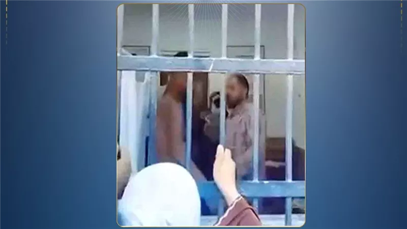 خناقة في مدرسة بسبب الزحمة.. الداخلية تكشف حقيقة فيديو تعدي مدرس على طالب