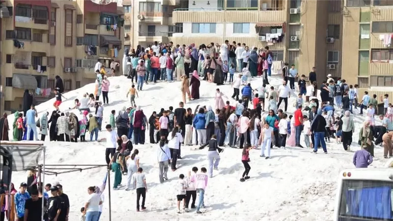 حفلات سمر وجولات سياحية للمشاركين في أولمبياد الشركات الـ 59 ببورسعيد