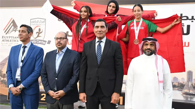 بعد حسم اللقب العربي.. وزير الرياضة يهنئ منتخب ألعاب القوى للناشئين والناشئات