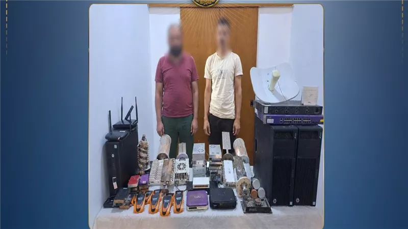 سقوط متهمين بإنشاء شبكة بث تلفزيوني لاسلكية غير مرخصة في القليوبية